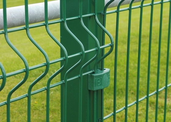 5.5mm Welded Wire Mesh Fencing 3d V Bending Curved Garden Panel 1.8 M