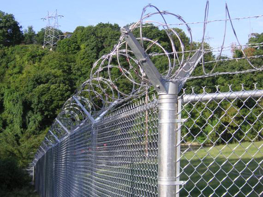 ISO-2001 Steel Chain Link Fencing , 3.65m High Metal Chain Link Gate