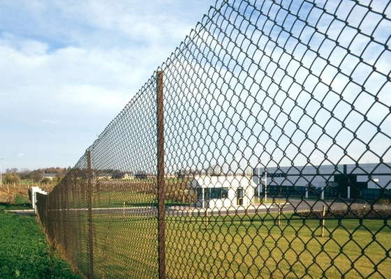 Anti Corrosion Black 2m High Steel Chain Link Fencing With Vinyl Coated