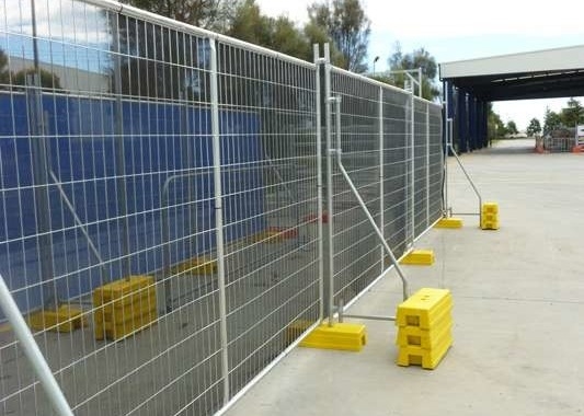 60x150mm Mesh 7FTX8FT Temporary Steel Fencing For Building Site