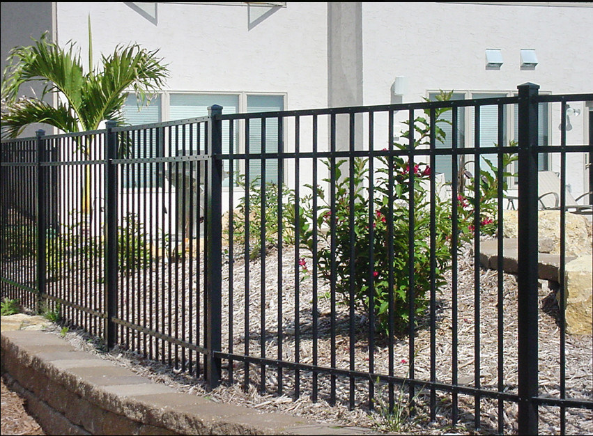 Rustproof 210cm Tall Decorative Metal Fencing Panels With 2mm Thickness