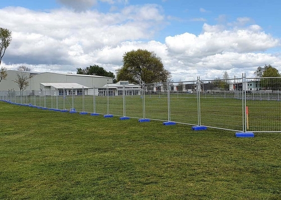 2.1m X 2.4m Outdoor Temporary Privacy Fence Standard Australia Panels For Building Site