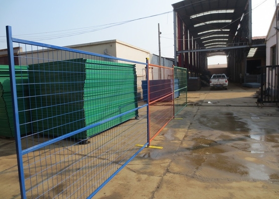 ISO 6 Ft By 10 Ft Fence Panels , Rustproof Construction Site Fencing